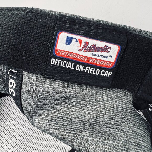 Cubs World Series‎ Champion 2016 Mens Hat One Size Gray Black New Era 39Thirty - Picture 6 of 8